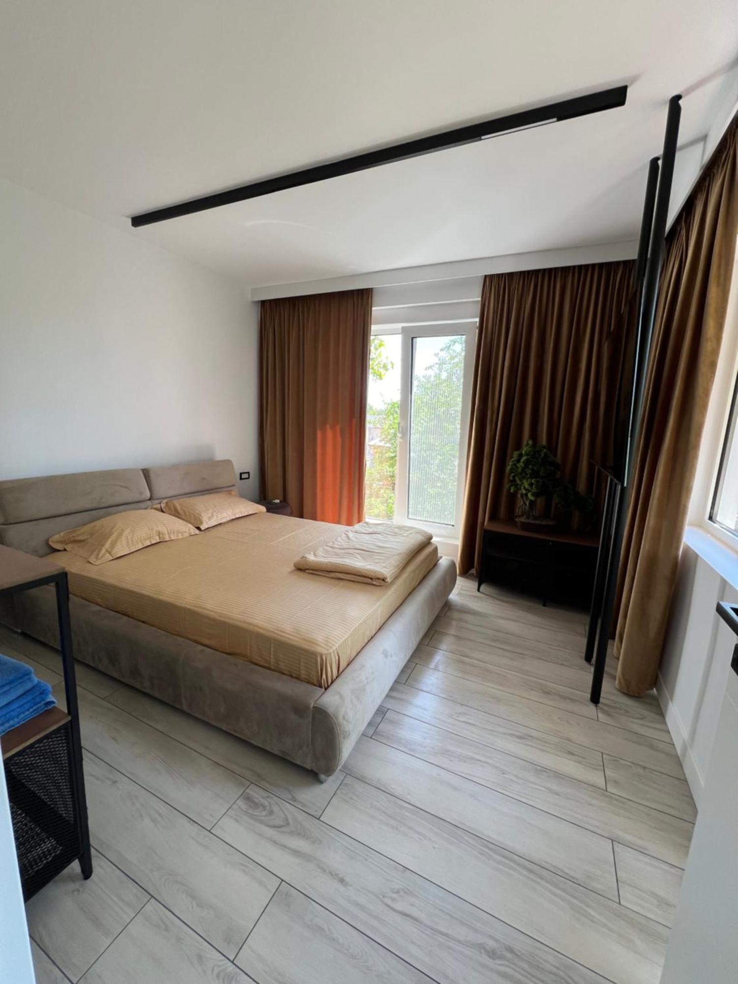 Apartament 3 Camere Vila Cristal Neptun Kültér fotó